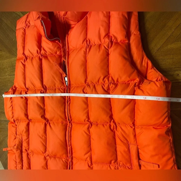 Vintage Y2K GAP Bright Orange Nylon Down Quilted Puffer Vest Size Large - Picture 6 of 10